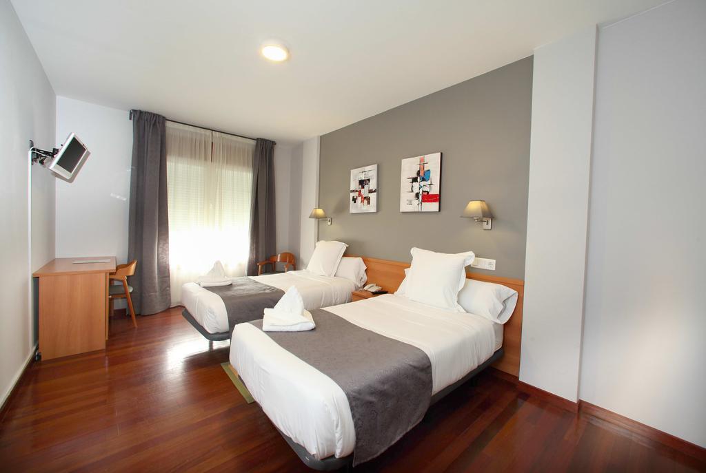 Hotel Ribeira Sacra Монфорте де Лемос Стая снимка