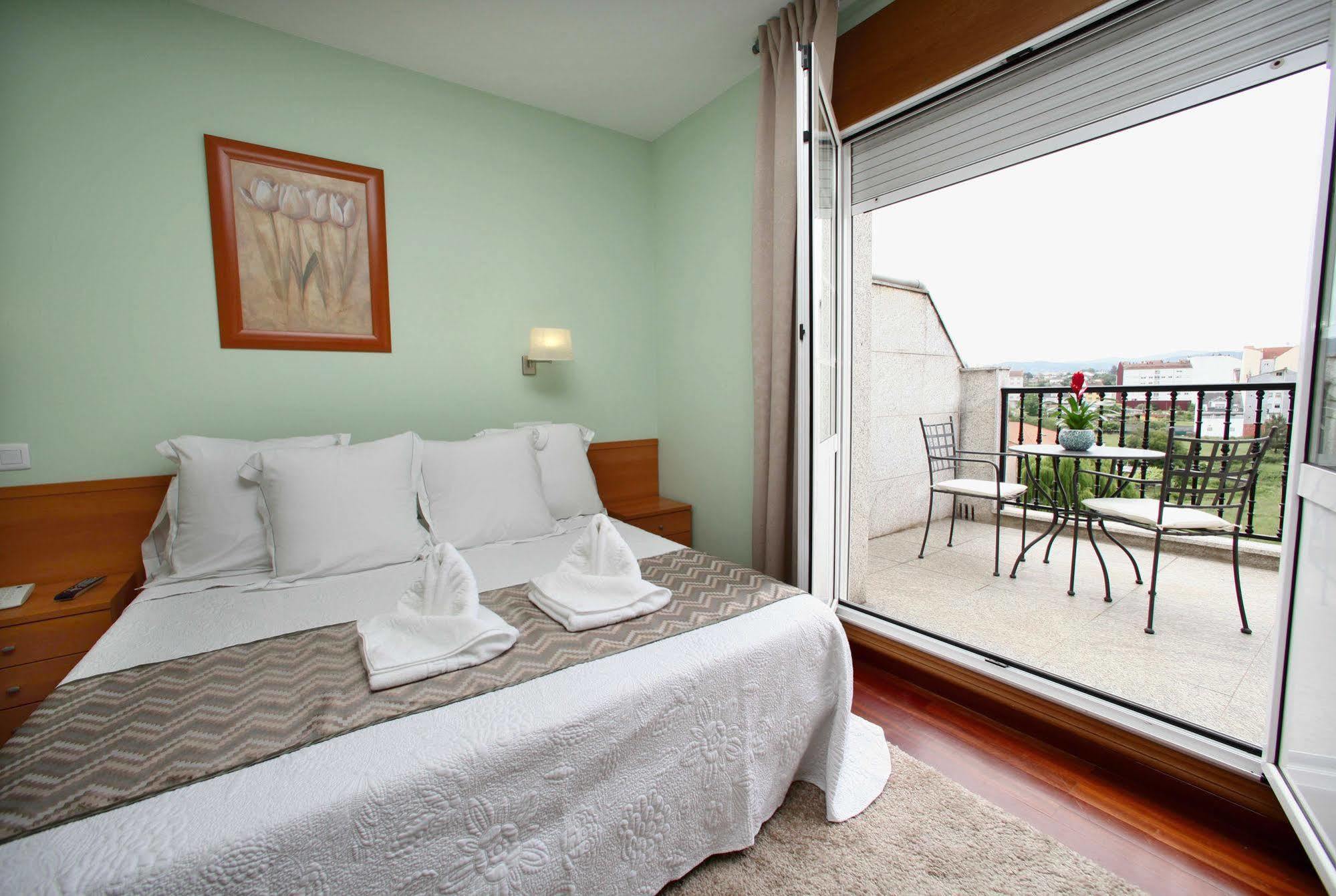Hotel Ribeira Sacra Монфорте де Лемос Екстериор снимка