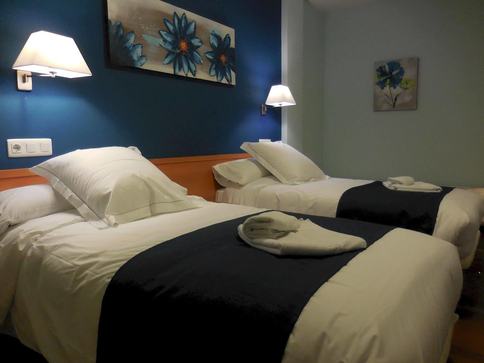 Hotel Ribeira Sacra Монфорте де Лемос Екстериор снимка